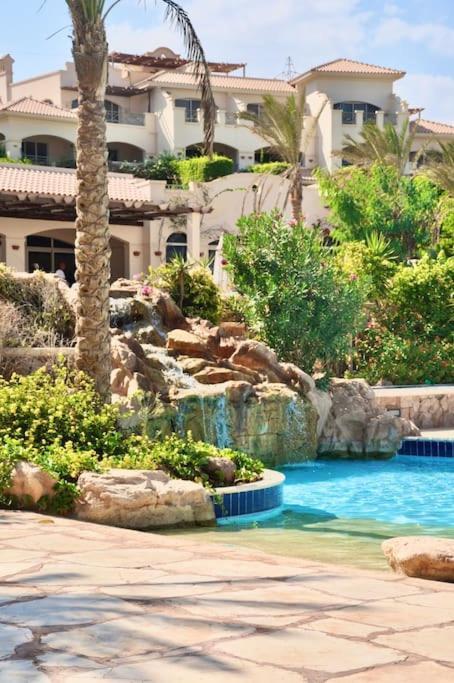 Amazing Beachfront Townhouse Chalet Ain Sokhna Villa Ajn-Szuhna Kültér fotó